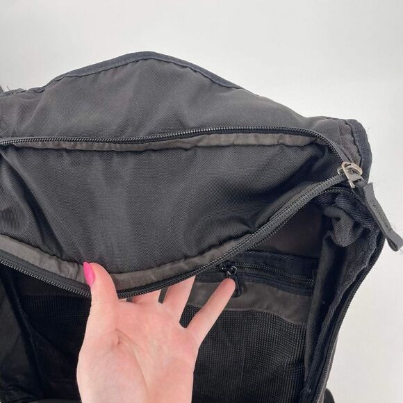 Victorinox Men's Altmont‎ Flapover Expandable Laptop Backpack Bag Black Large - Picture 10 of 16